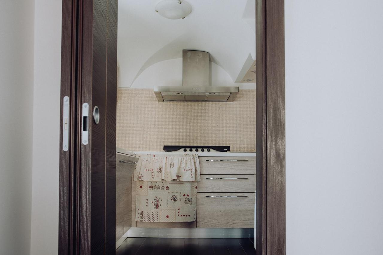 Dimora Silvia By Monholiday โมโนโปลี ภายนอก รูปภาพ