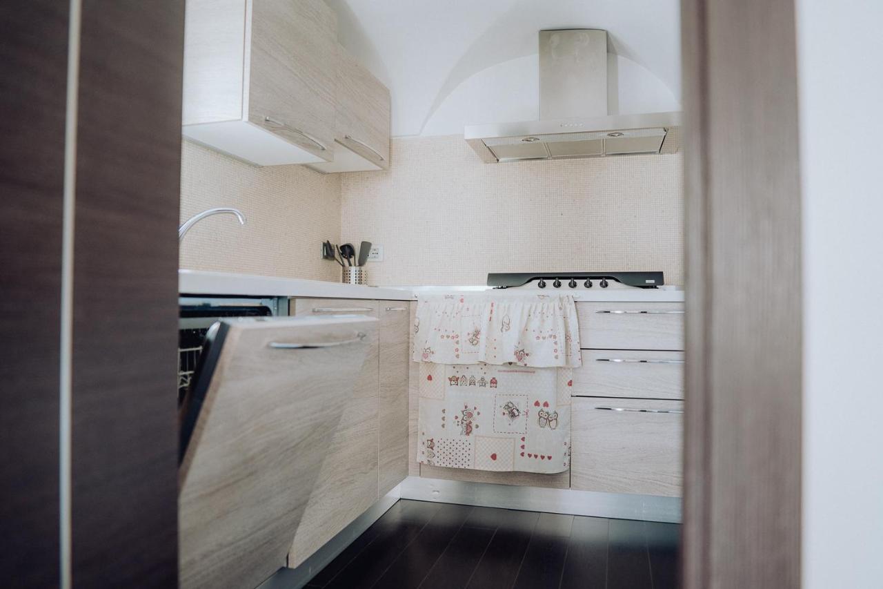 Dimora Silvia By Monholiday โมโนโปลี ภายนอก รูปภาพ